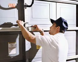 Garage Door Solution Service Fieldsboro, NJ 609-225-5408 - rep-gdr-16m